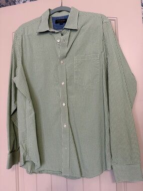 Banana Republic Men's Green Gingham Button-Down Shirt